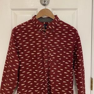 American Eagle Casual Button Down